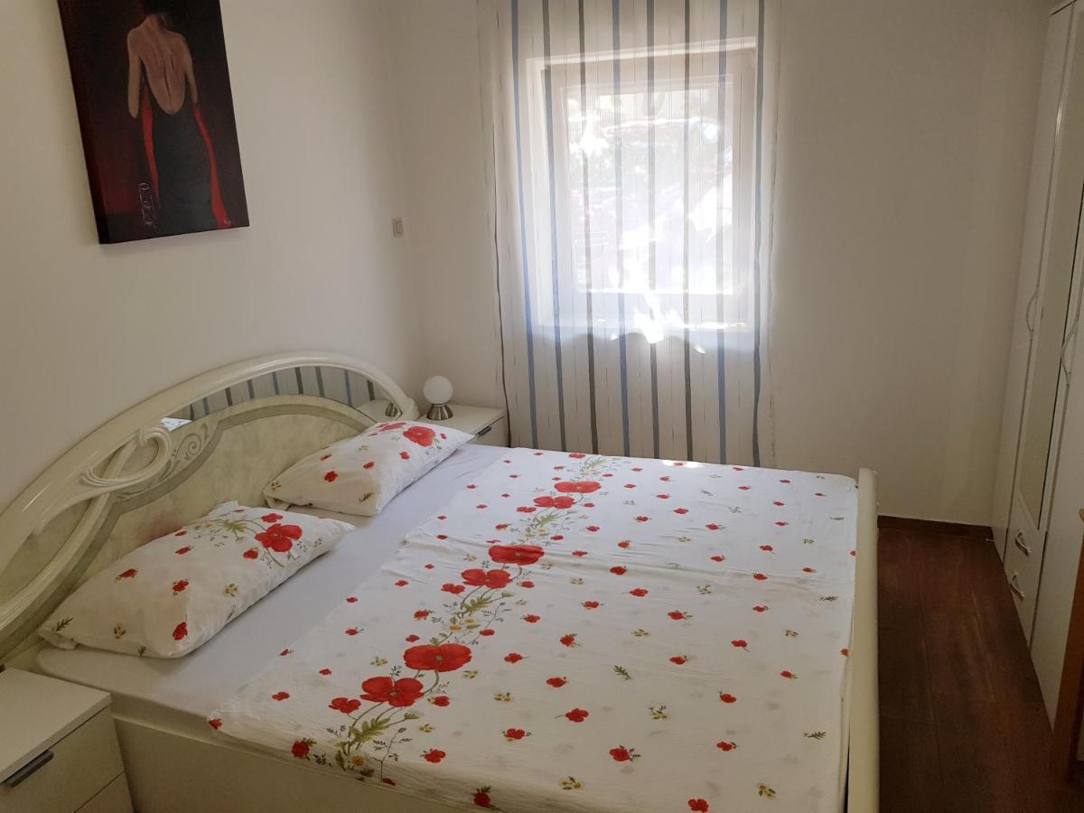 Apartments Vila Tisa Mali Lošinj Kültér fotó