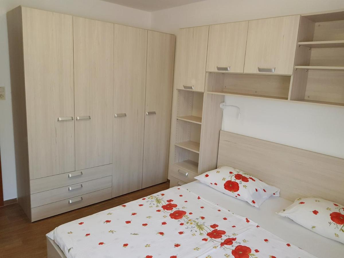 Apartments Vila Tisa Mali Lošinj Kültér fotó