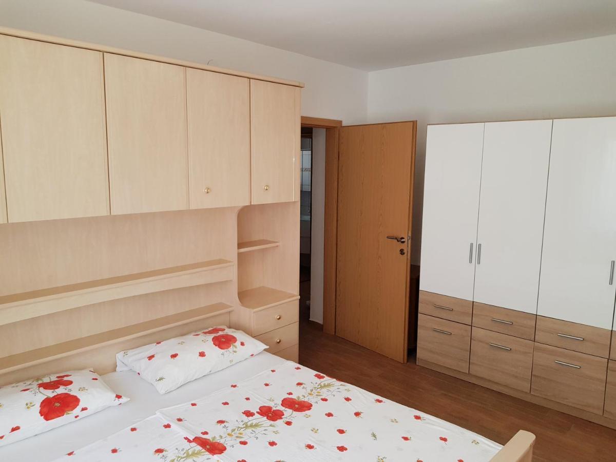 Apartments Vila Tisa Mali Lošinj Kültér fotó