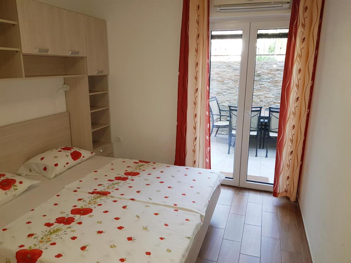 Apartments Vila Tisa Mali Lošinj Kültér fotó