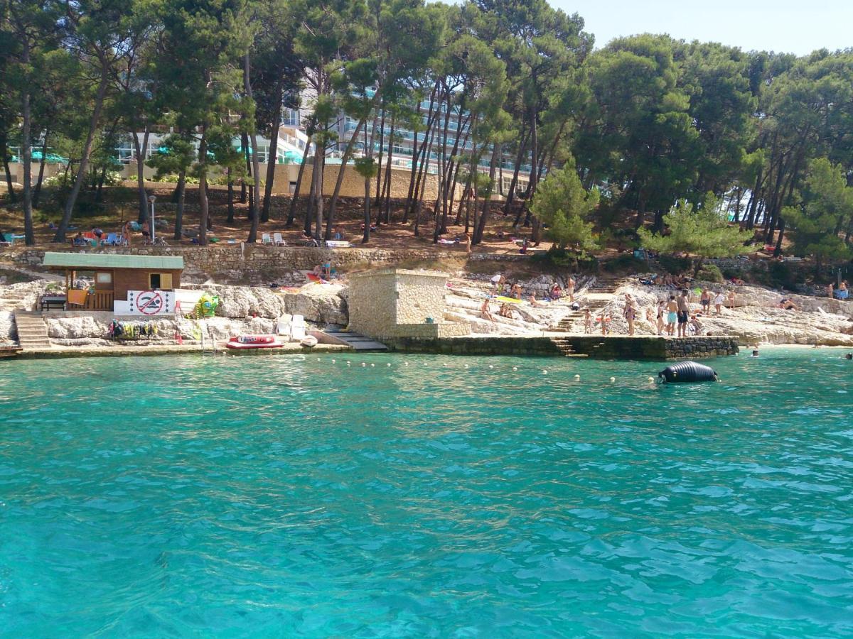 Apartments Vila Tisa Mali Lošinj Kültér fotó