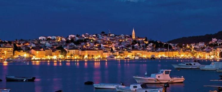 Apartments Vila Tisa Mali Lošinj Kültér fotó