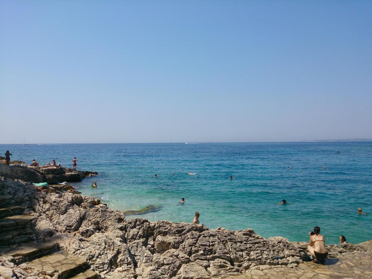 Apartments Vila Tisa Mali Lošinj Kültér fotó