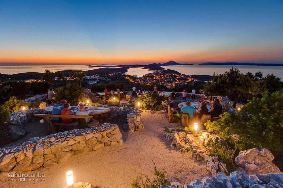 Apartments Vila Tisa Mali Lošinj Kültér fotó