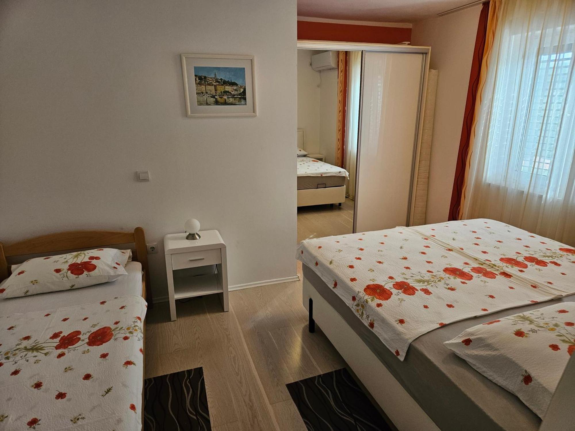 Apartments Vila Tisa Mali Lošinj Kültér fotó