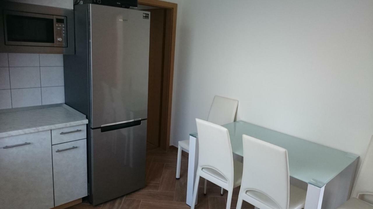 Apartments Vila Tisa Mali Lošinj Kültér fotó