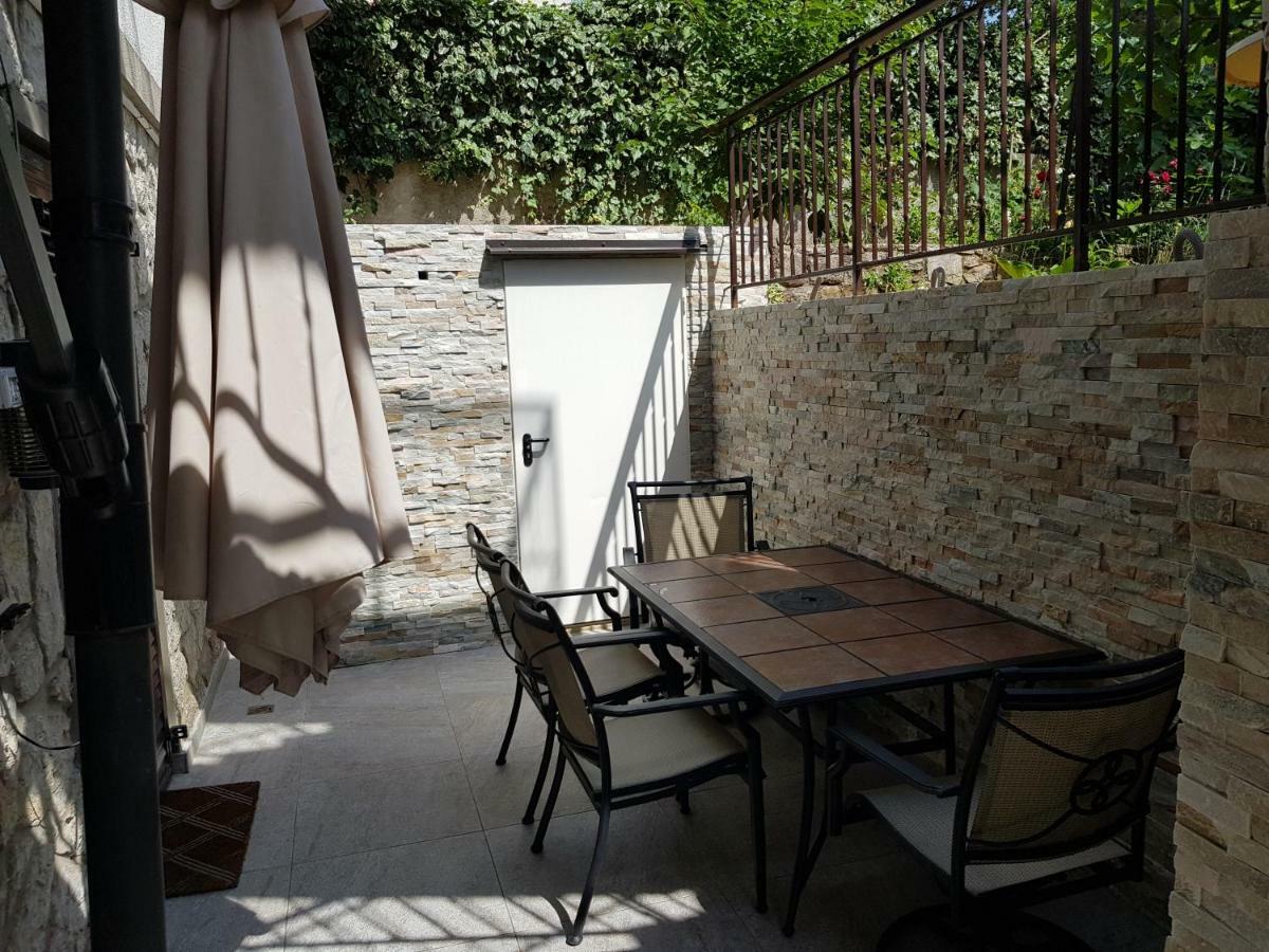 Apartments Vila Tisa Mali Lošinj Kültér fotó
