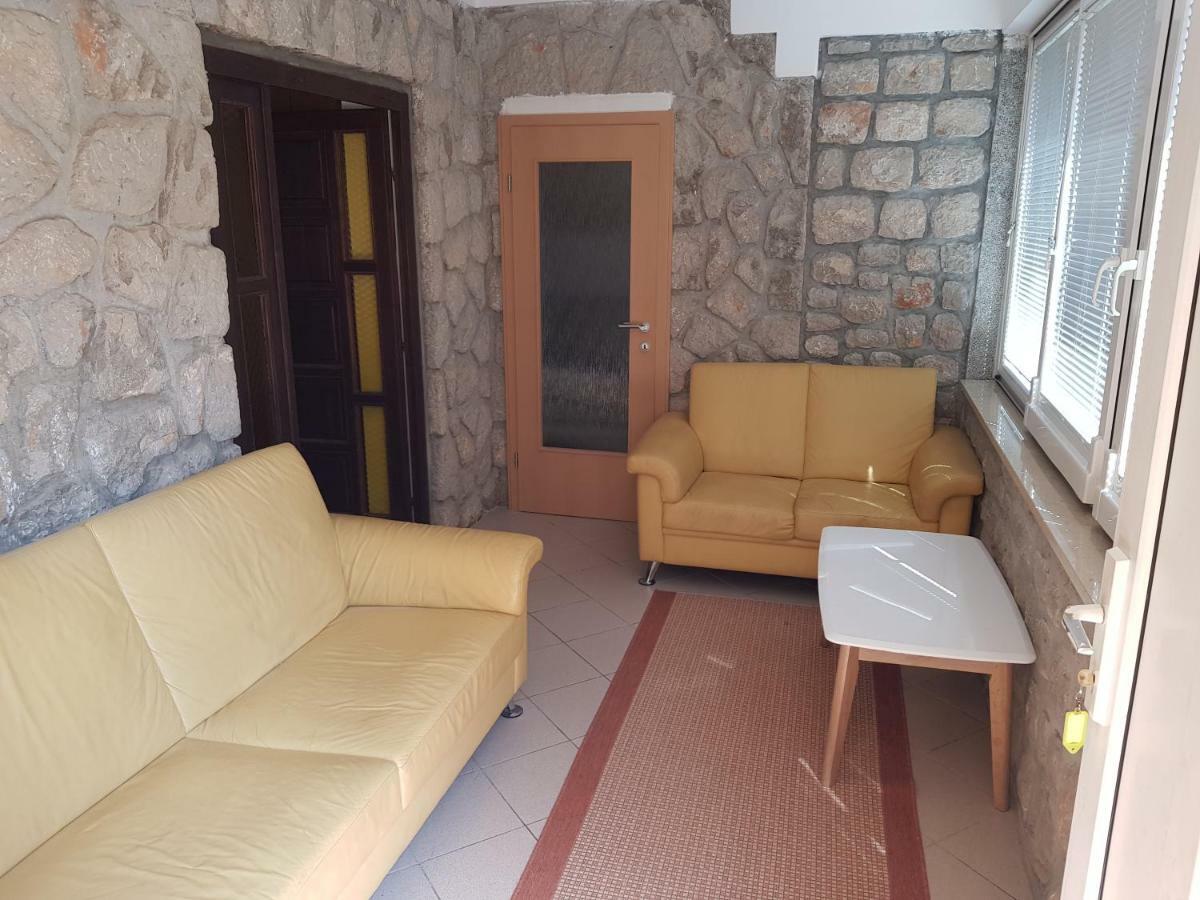 Apartments Vila Tisa Mali Lošinj Kültér fotó