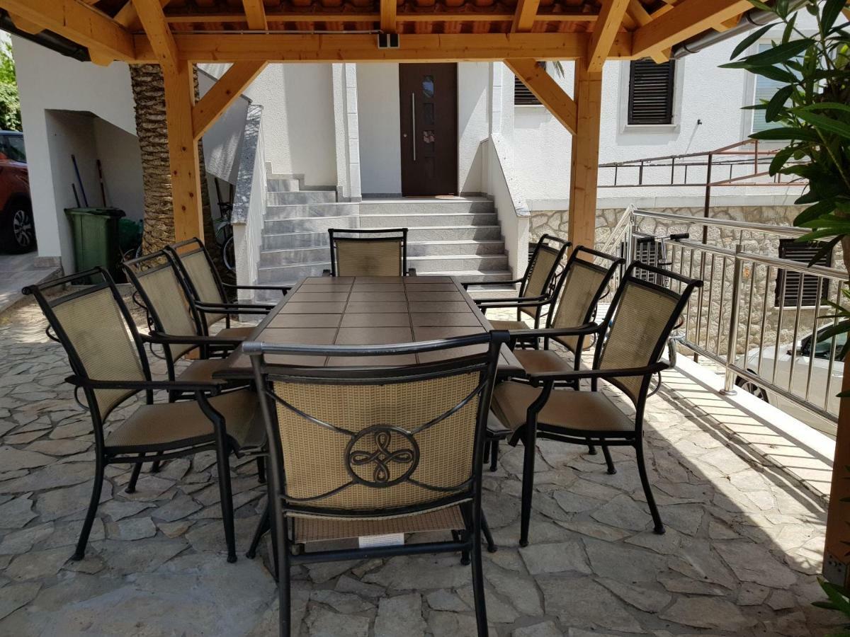 Apartments Vila Tisa Mali Lošinj Kültér fotó